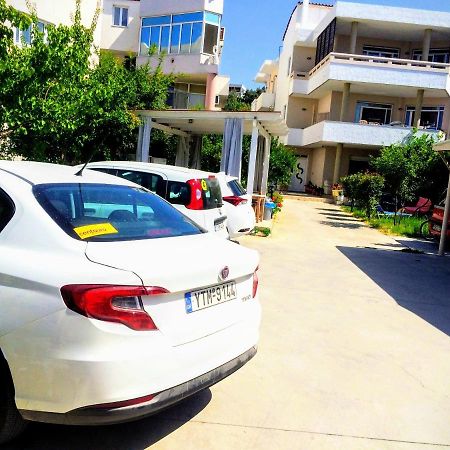 Menelaos Apartments Adelianos Kampos Eksteriør bilde