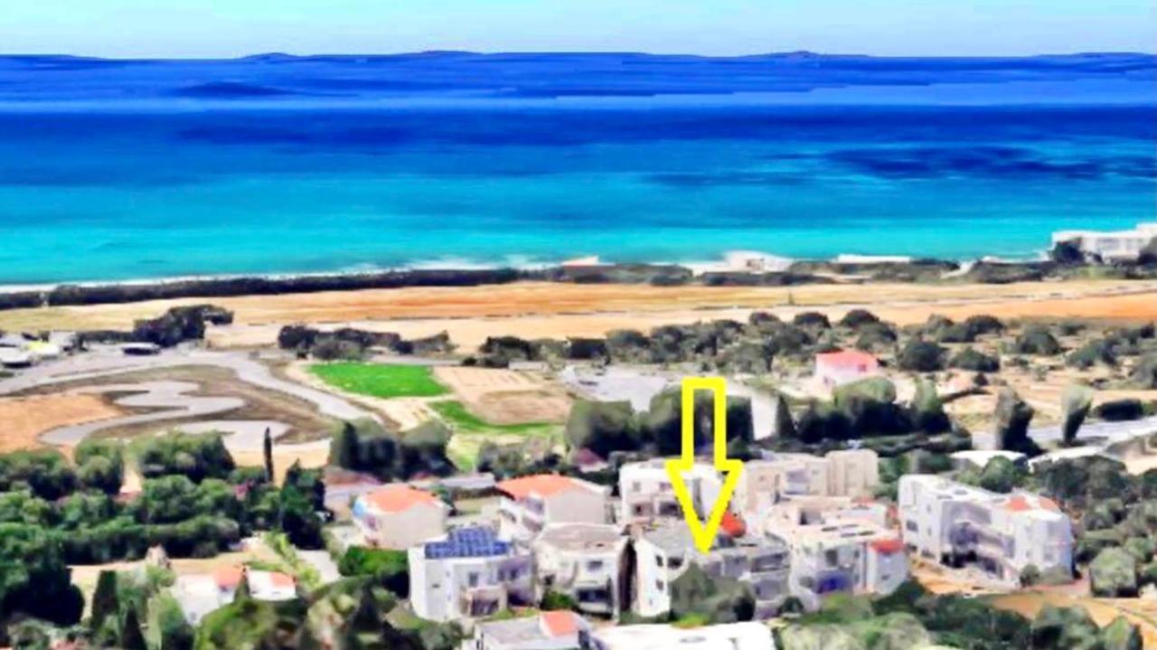 Menelaos Apartments Adelianos Kampos Eksteriør bilde